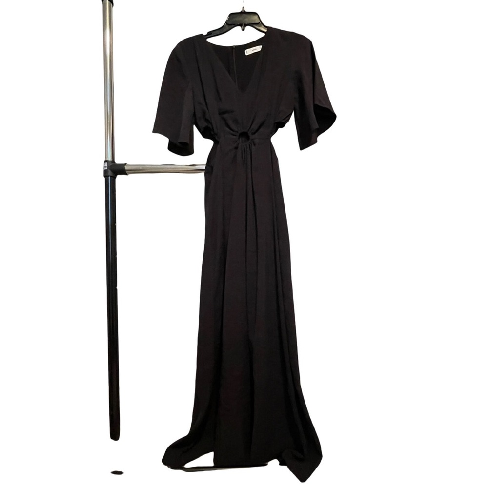 Maxi dress with cutouts